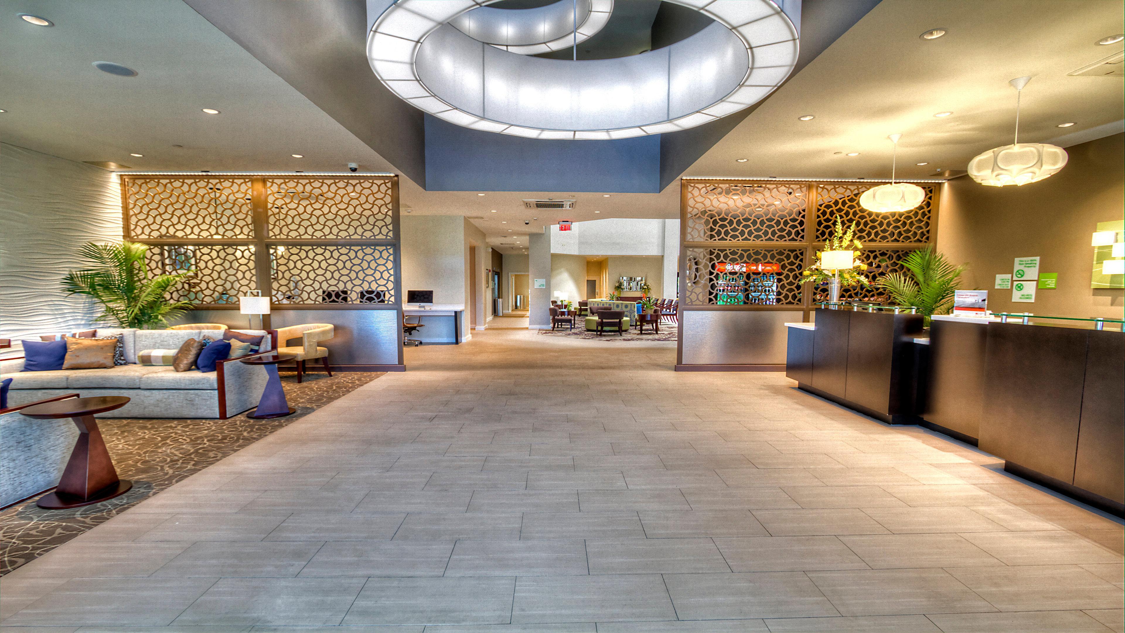 Holiday Inn & Suites Tupelo North By Ihg Exterior foto